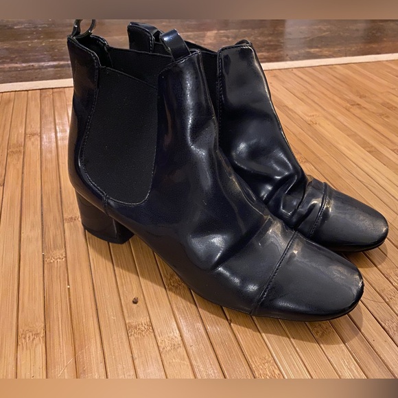 Zara Boots - Picture 1 of 2